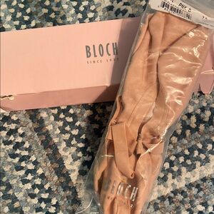 Bloch Ballet Slippers Pro Elastic Canvas in Soft Pink